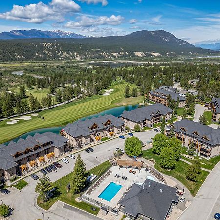 Bighorn Meadows Resort Radium Hot Springs Eksteriør billede